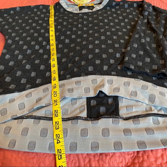 🤍COTTON INNOVATION🖤 High Low Checkered-like Top - Picture 4 of 8